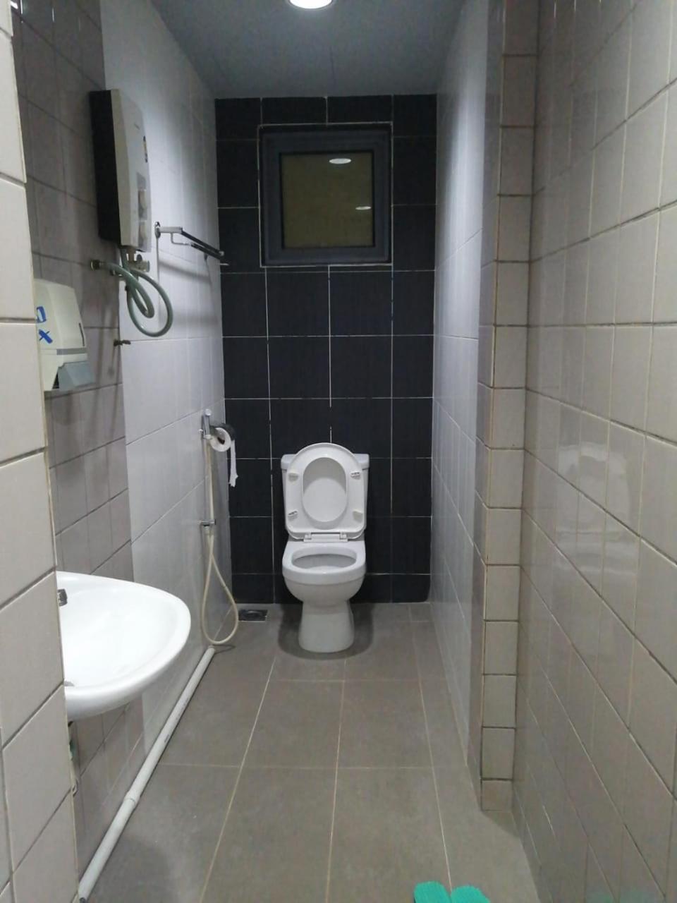 Hotel Rim Global Pj21 Kampong Baharu Sungai Way Eksteriør billede