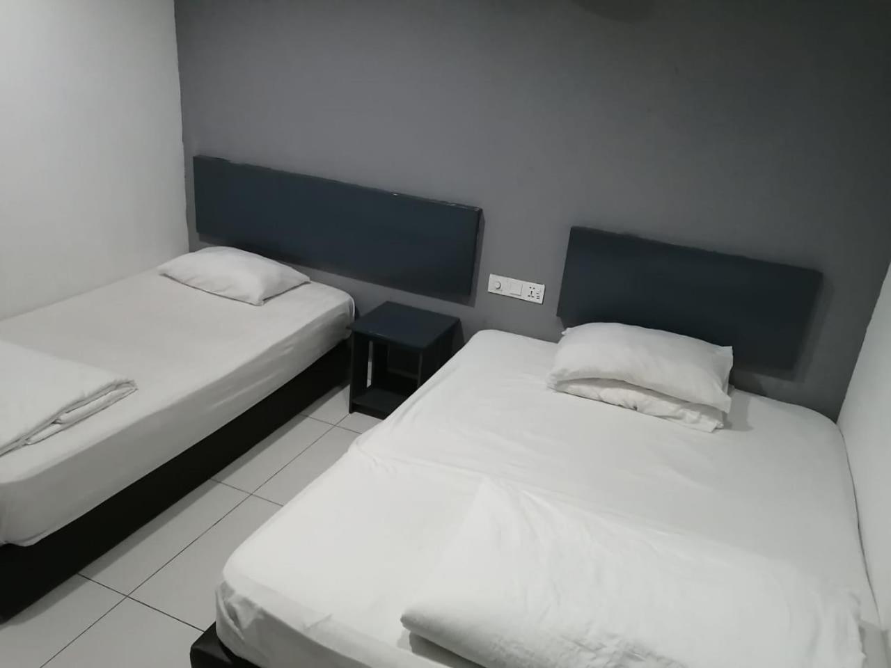 Hotel Rim Global Pj21 Kampong Baharu Sungai Way Eksteriør billede